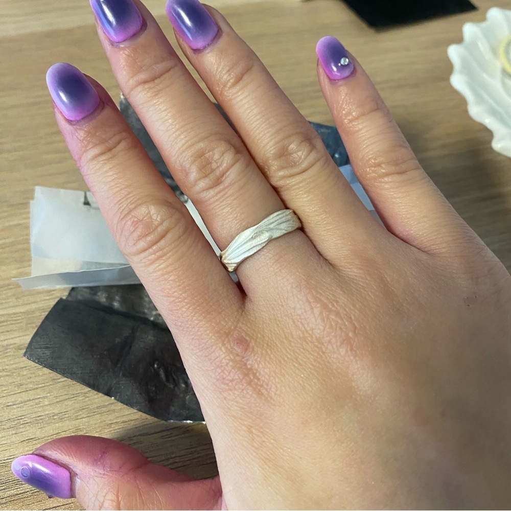 Deta J * Uma Wang white silver ring